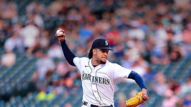 Mariners' Jhonathan Diaz Goes Unclaimed Off Waivers, Remains with Organization