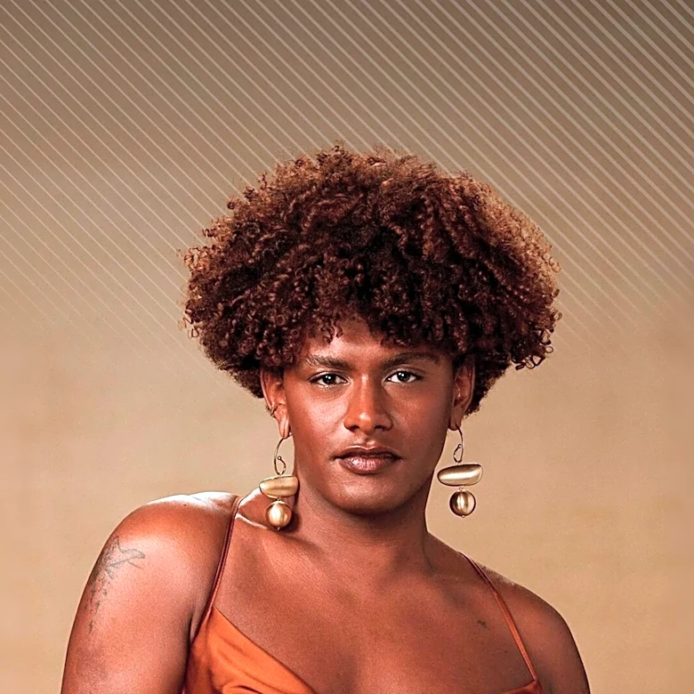 Jaya Kelly, Daughter of R. Kelly, Publicly Discusses Evolving Gender Identity and Music Career