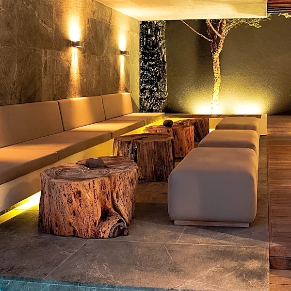 Hotels Prioritize Ambient Lighting to Enhance Guest Experience and Commercial Value
