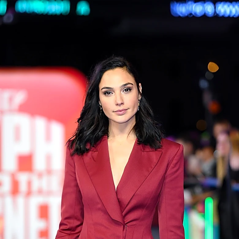 Gal Gadot's 'Heart of Stone' Reviewed as a 'Fake Movie' by Paste Magazine