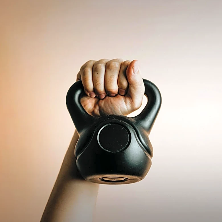 New 'Towel Reaper' Kettlebell Exercise Boosts Bicep and Grip Strength