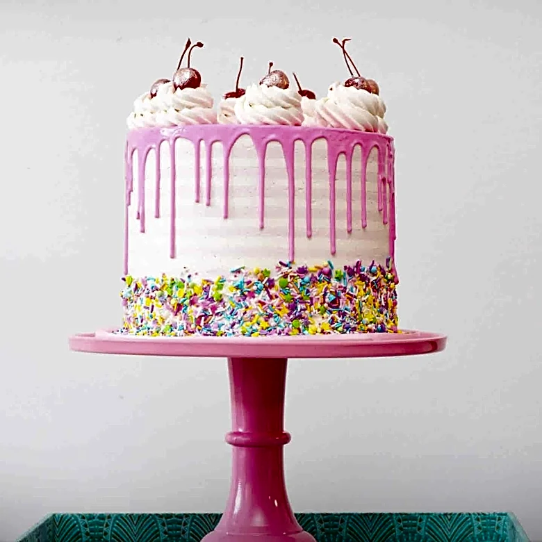 Costco and Instacart Expand Partnership to Include Custom Cakes and Party Platters for Delivery
