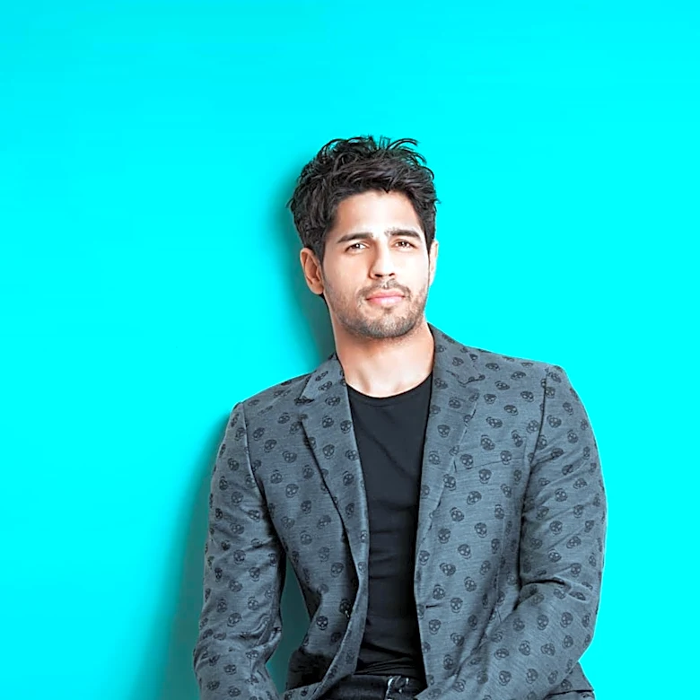 Sidharth Malhotra Appointed MMTC-PAMP Brand Ambassador to Engage Younger Consumers