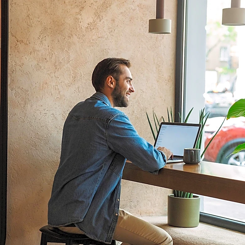 Coffee Shops Evolve into Flexible Workspaces, Driving 'Third Place' Resurgence