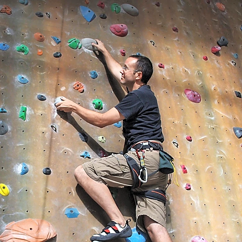 Sockwell Highlights Merino Wool Blends for Enhanced Rock Climbing Comfort