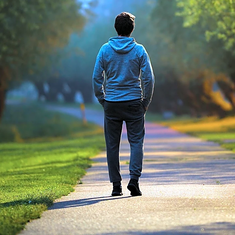 Walking Offers Significant Health Benefits, Outperforming Sedentary Lifestyles with Low Injury Risk and Accessibility