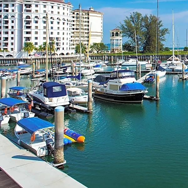 Wild Dunes Resort Offers Kayak and Paddleboard Rentals, Eco-Tours, and Fishing Charters from Isle of Palms Marina