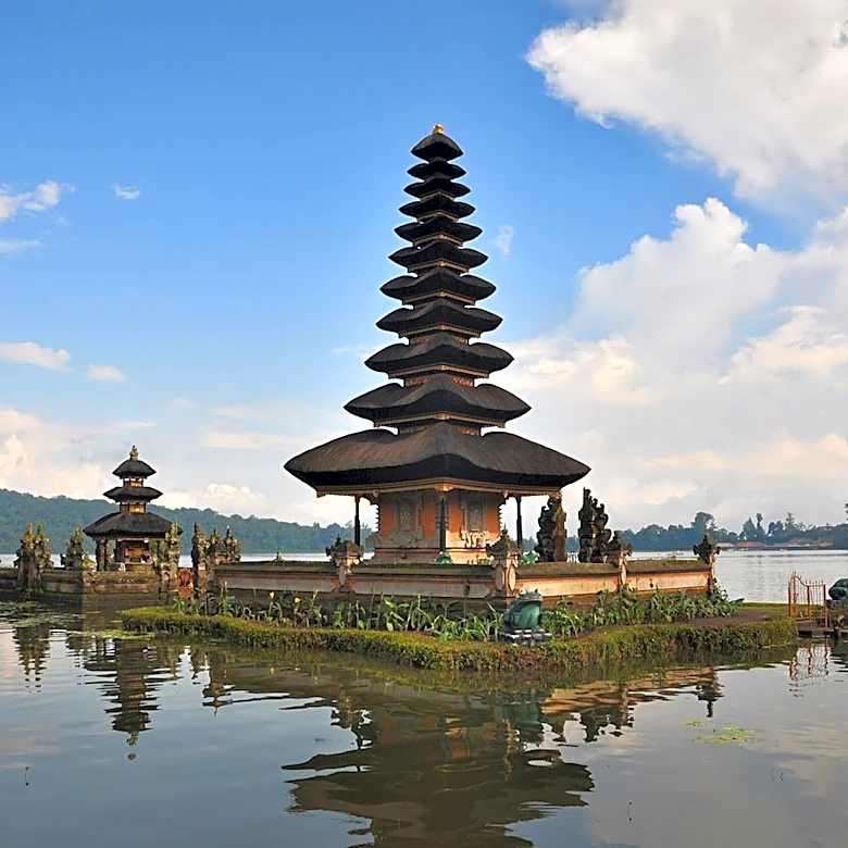 Bali Offers Diverse Attractions and Culinary Experiences for Travelers