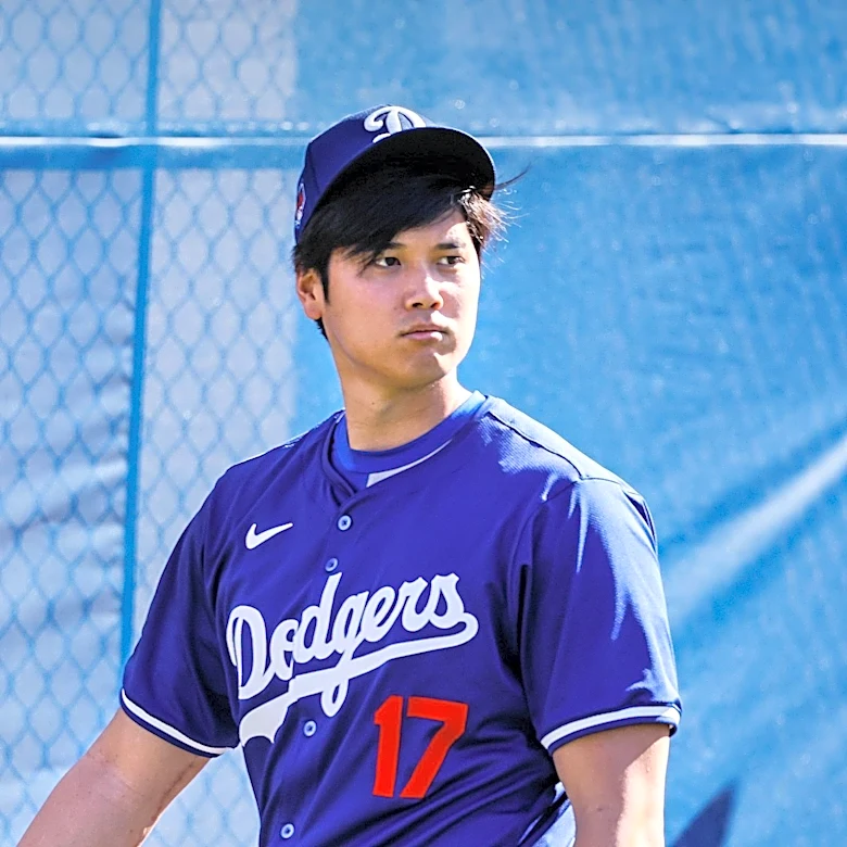 Los Angeles Dodgers Manager Dave Roberts Expresses Uncertainty Over Shohei Ohtani's Pitching Return Due to Injuries