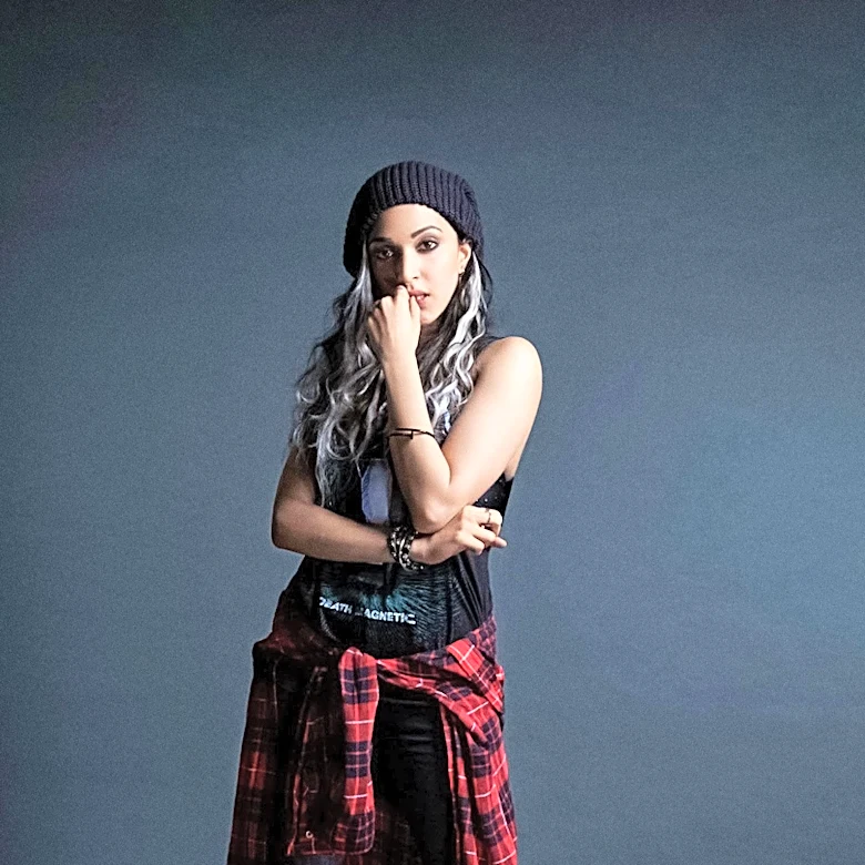 Grunge Revival Evident Across Music, Streetwear, and Publishing