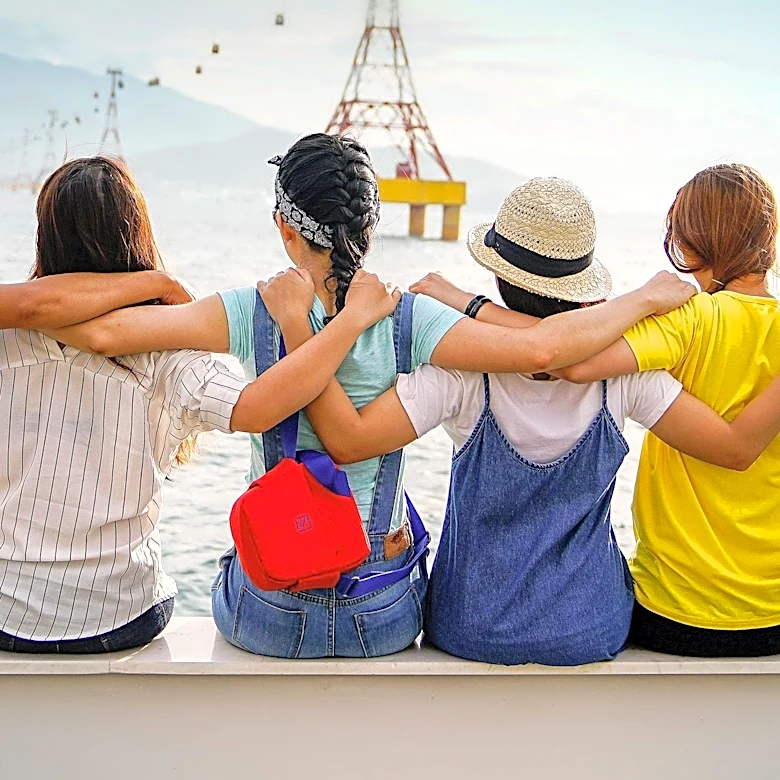 Meetup Group Connects Solo Travelers Over 50 to Find Companions and Build Travel Tribes