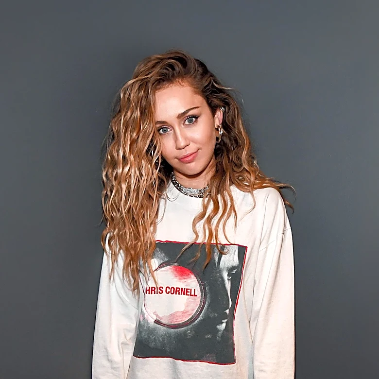 Miley Cyrus's 'Hannah Montana' Volume 1 Explores Dual Identity Challenges