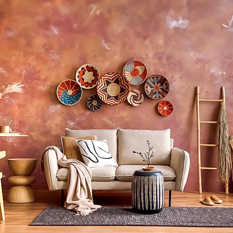 Gallery Walls Offer Versatile Home Decor Solutions for Various Spaces