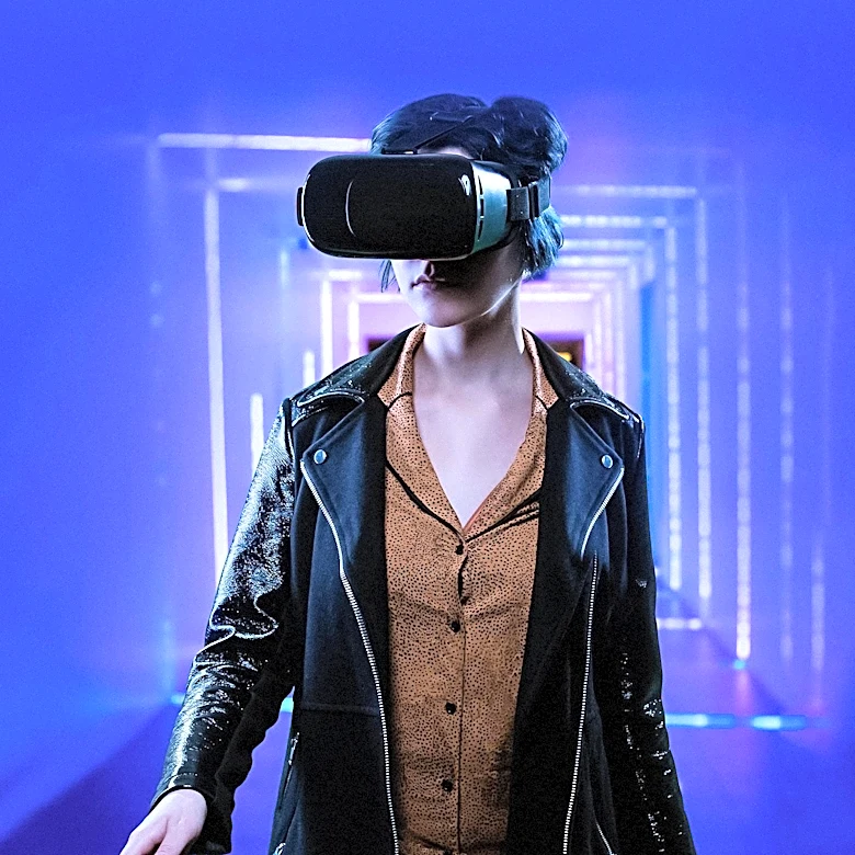 Metaverse Banking Emerges with Immersive Financial Experiences, Facing Interoperability Challenges