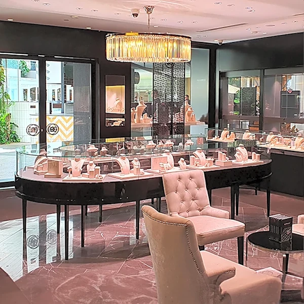 Nicole Richie's House of Harlow Partners with Aero for In-flight Jewelry Shopping Experience
