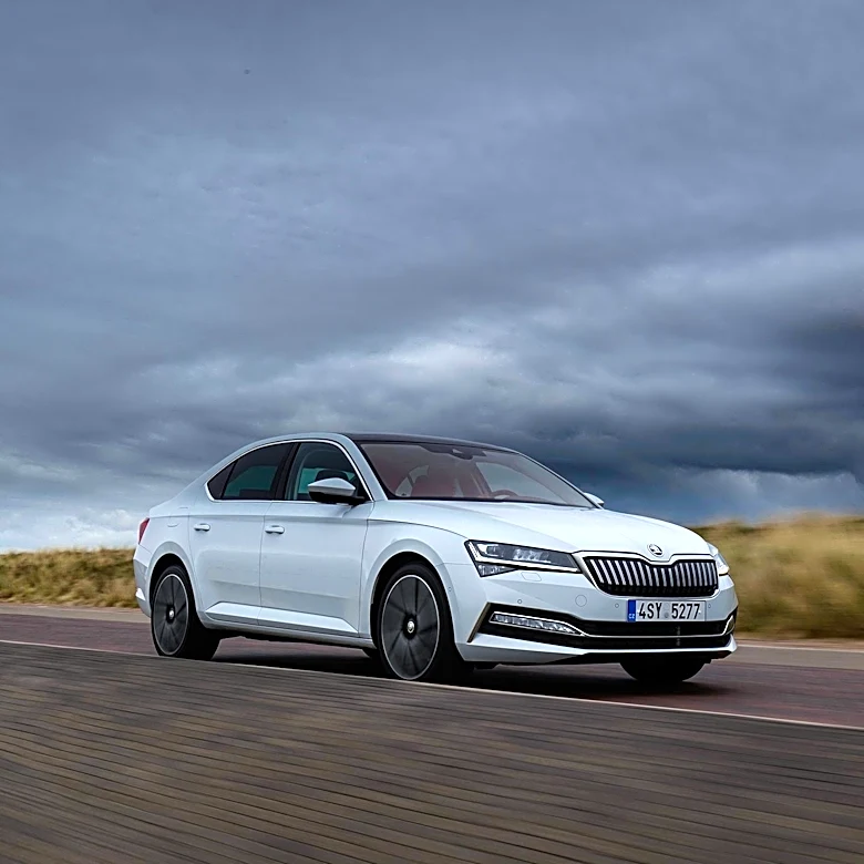 Skoda Ireland Commissions 'Tapestry for Ireland' Depicting National Life and Energy Transition