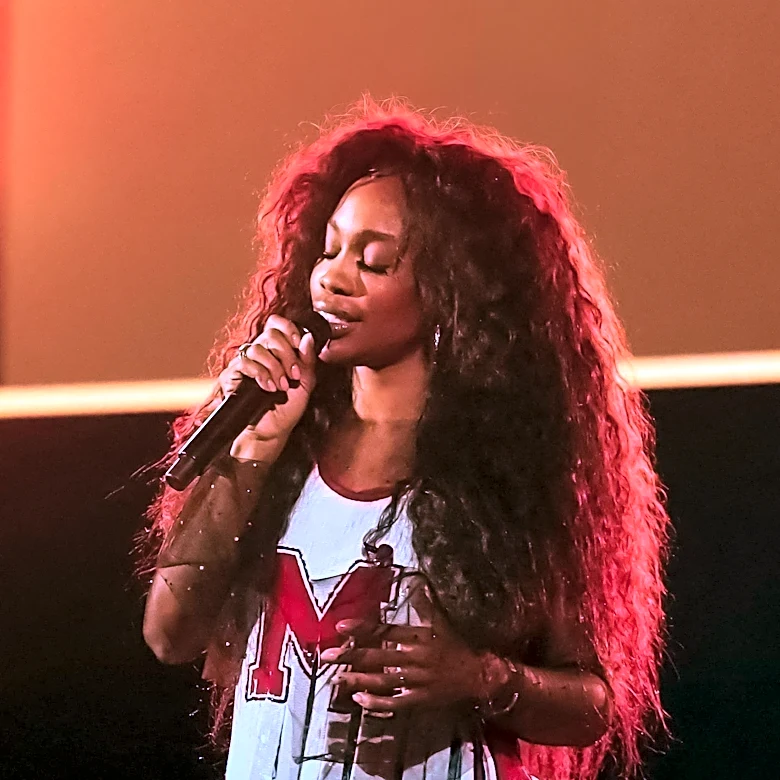 SZA Recommends Nomi's 'Sweet Talk' After BET Awards Appearance