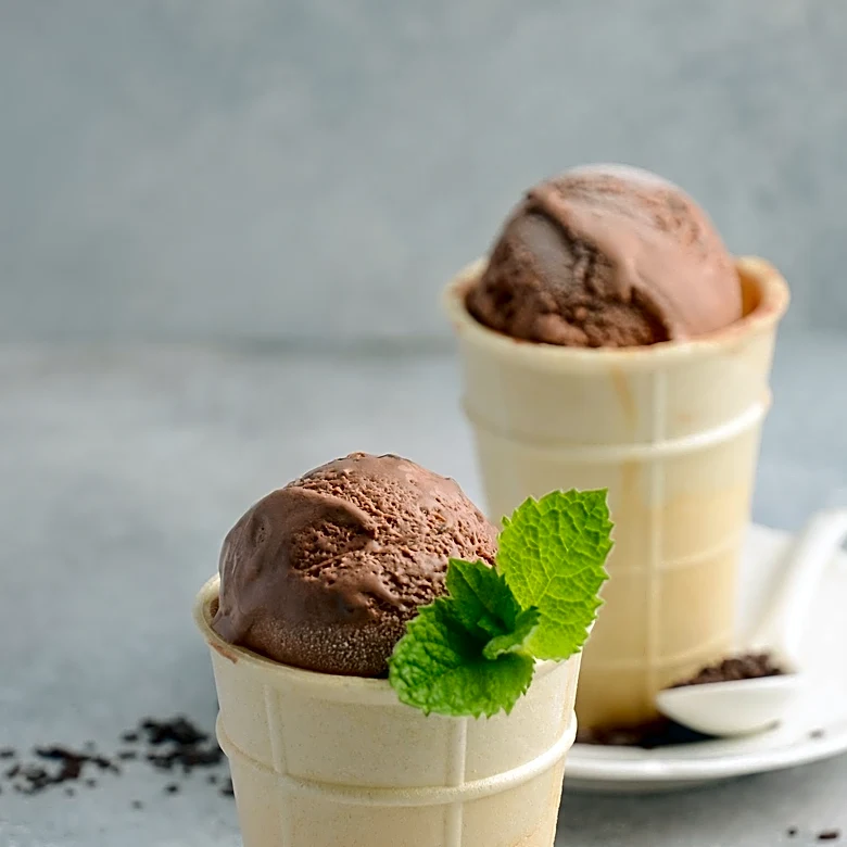 Marie Callender's Chocolate Satin Pie Praised as Superior Frozen Dessert Option Over Grocery Store Bakery Offerings