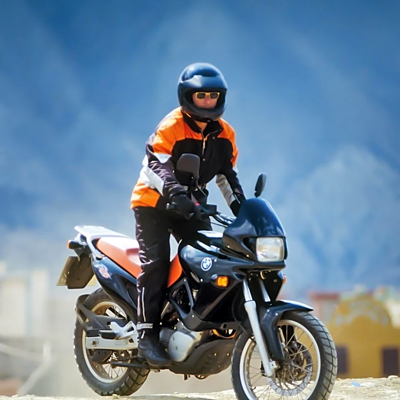 75-Year-Old Richard Williams Embarks on Cross-Country Motorcycle Journey for Hemophilia Awareness