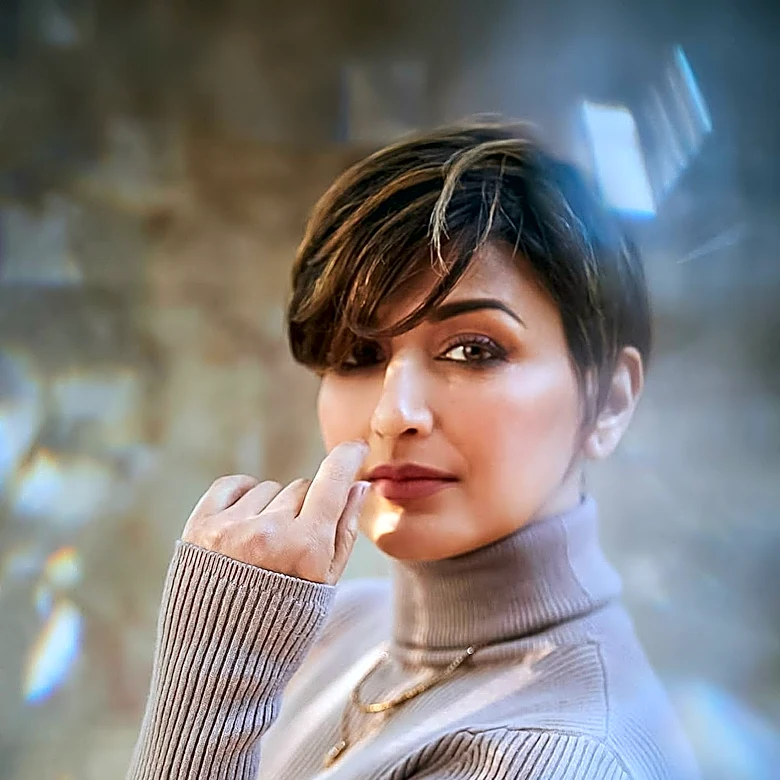 Bixie Haircut Gains Popularity for Mature Hair, Offering Elegant Short Style