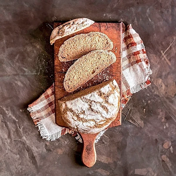 Blue Ribbon Bakery Opens in Leesburg, Florida, Specializing in Artisan Sourdough and Local Products