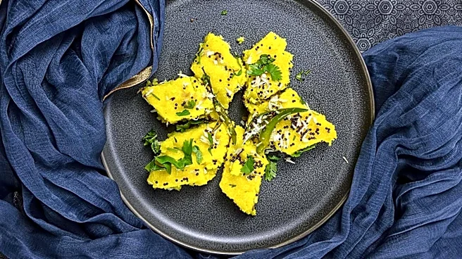 Water Caltrop Pods, an Aquatic Delicacy, Require Cooking Due to Raw Toxicity