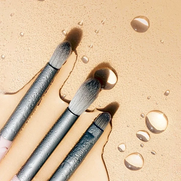 Beauty Industry Shifts Towards Water-Based Makeup and Minimalism