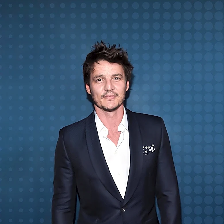 Disney Replaces Pedro Pascal as Voice of Din Djarin for New LEGO Star Wars Special