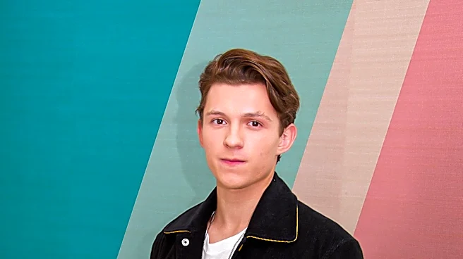 Fact Check Debunks Viral Claim of Tom Holland Kissing Woman in Paris