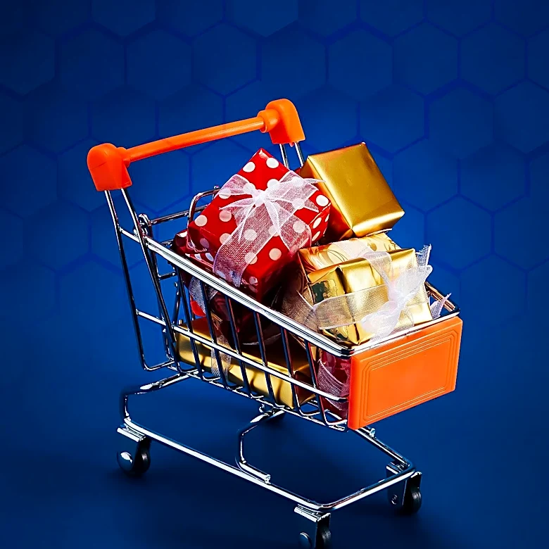 Bain Company Forecasts Record U.S. Holiday Retail Sales Exceeding $1 Trillion, Driven by Inflation and E-commerce Growth