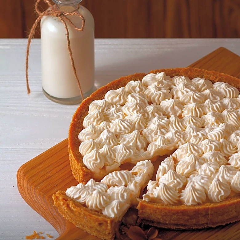 Amish and Old Order Mennonite Communities Maintain 'Funeral Pie' Tradition for Post-Funeral Gatherings