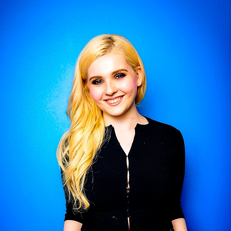 Abigail Breslin to Star in Road Trip Comedy 'Pipe Cleaner Boy'
