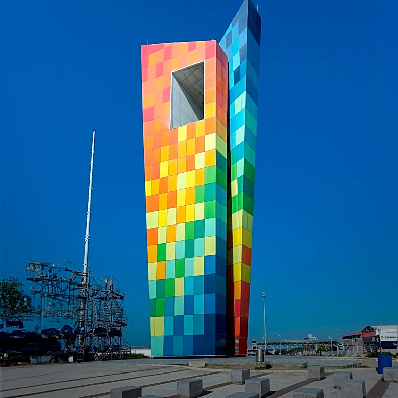 Tom Fruin's Iconic Water Tower Sculpture in Brooklyn Bridge Park Removed for Restoration