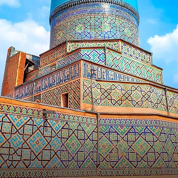 Luxury Central Asia Tours Emphasize Small Groups and Comprehensive Logistics for U.S. Travelers