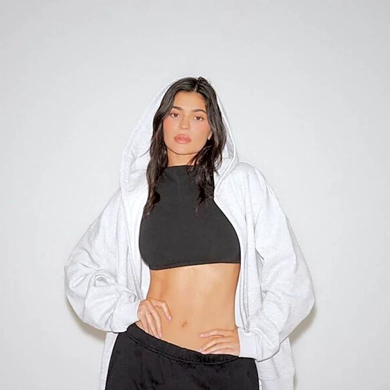 Kylie Jenner Incorporates Reformer Pilates into Fitness Routine
