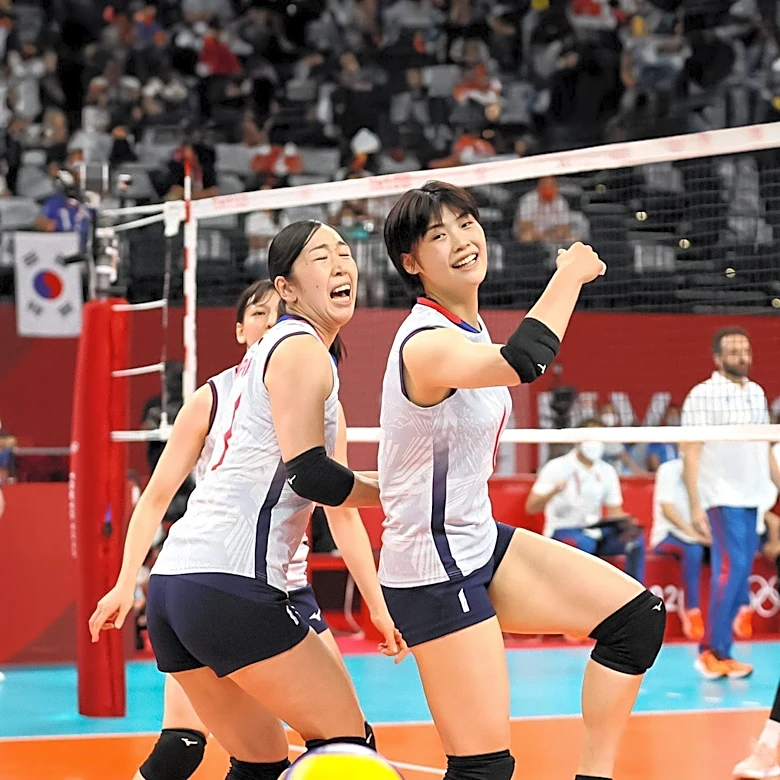 Jacksonville Dolphins Sweep Florida A Rattlers in Volleyball Tournament Finale
