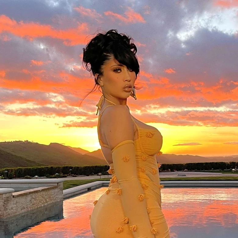 Kylie Jenner Provides Tour of Under-Construction Hidden Hills 'Dream Home'
