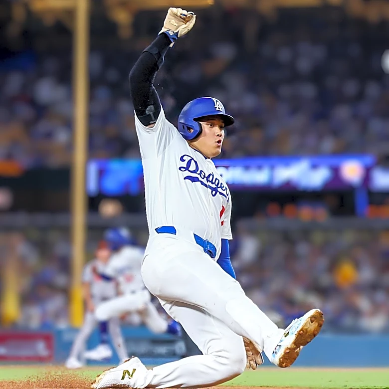 Guardians Secure Wild Card Spot with Walk-Off Wins; Dodgers Stage Late Comeback