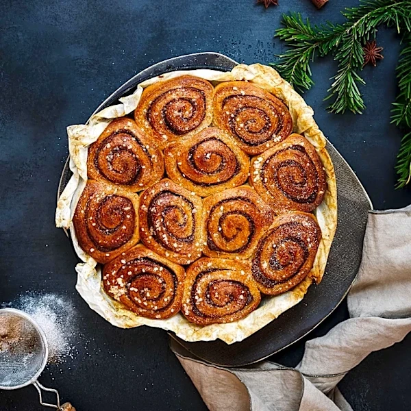 Sacramento Gas Station Celebrates 30 Years of Famous Cinnamon Rolls