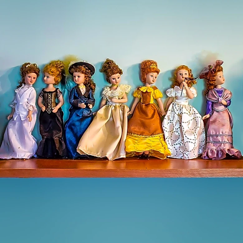 Luar and Bratz Announce Exclusive Collector Doll Collaboration