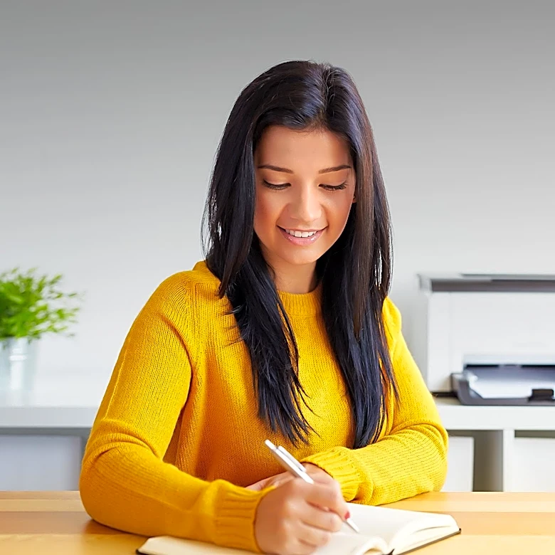 HarperCollins Publishers Seeks Bilingual Senior Marketing Associate for Spanish-Speaking Christian Market
