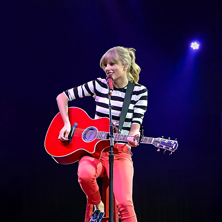 Kirk Cameron Expresses Concern Over Taylor Swift's Influence on Young Fans