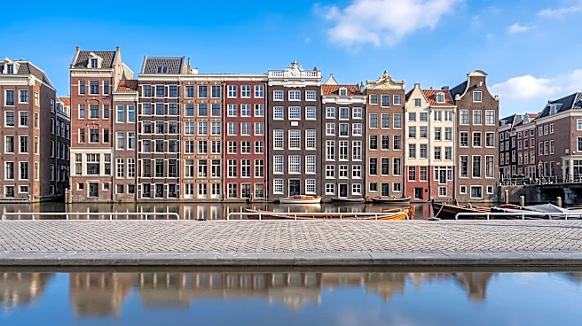 Amsterdam Travel: Private Guides Offer Flexibility Over Group Tours for Personalized Experiences