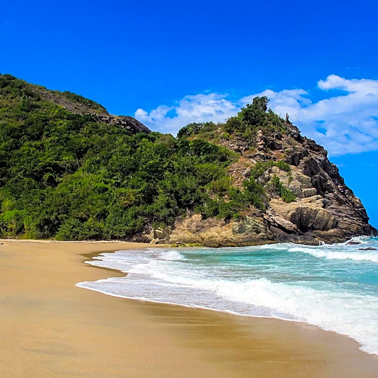 San Agustinillo Emerges as a Tranquil Mexican Beach Destination, Offering Alternative to Overcrowded Resorts
