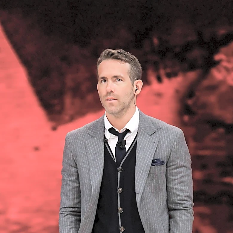 Kenneth Branagh Praises Ryan Reynolds' Collaborative Style in Apple TV's 'Mayday'