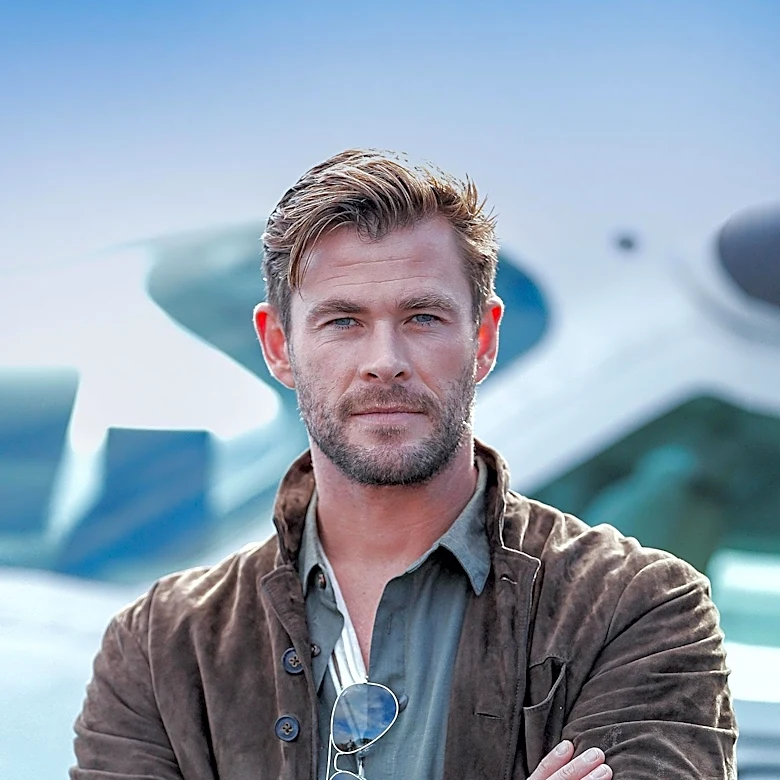 Centr, Chris Hemsworth's Wellness Platform, Seeks Logistics Manager for Global Operations