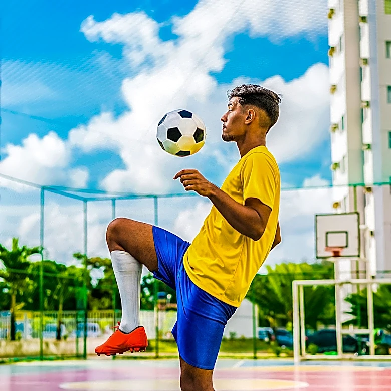 Electrolit Partners with Street Football Star Jack Downer to Promote Hydration
