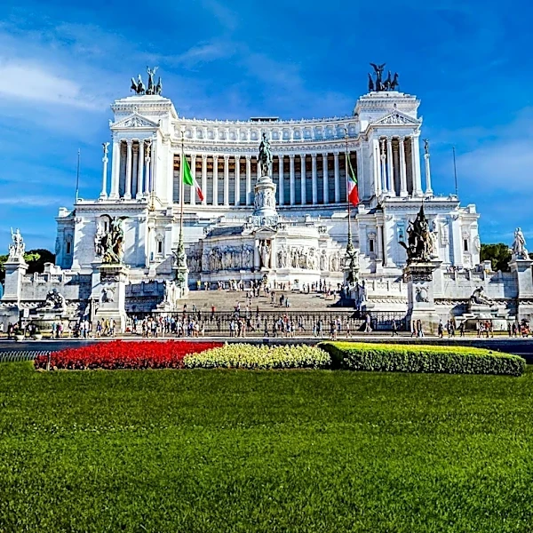 Rome Grapples with Overtourism as Visitor Numbers Soar, Prompting Management Strategies