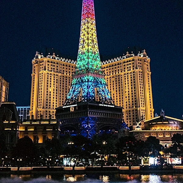 Giant Eiffel Tower Replica at Burning Man to be Dismantled and Reused