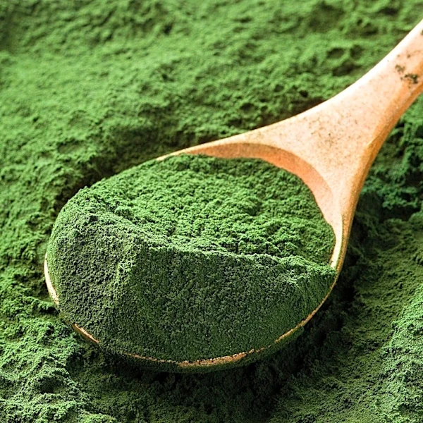 Nutrition Experts Clarify 'Superfood' Definition and Recommend Accessible Options